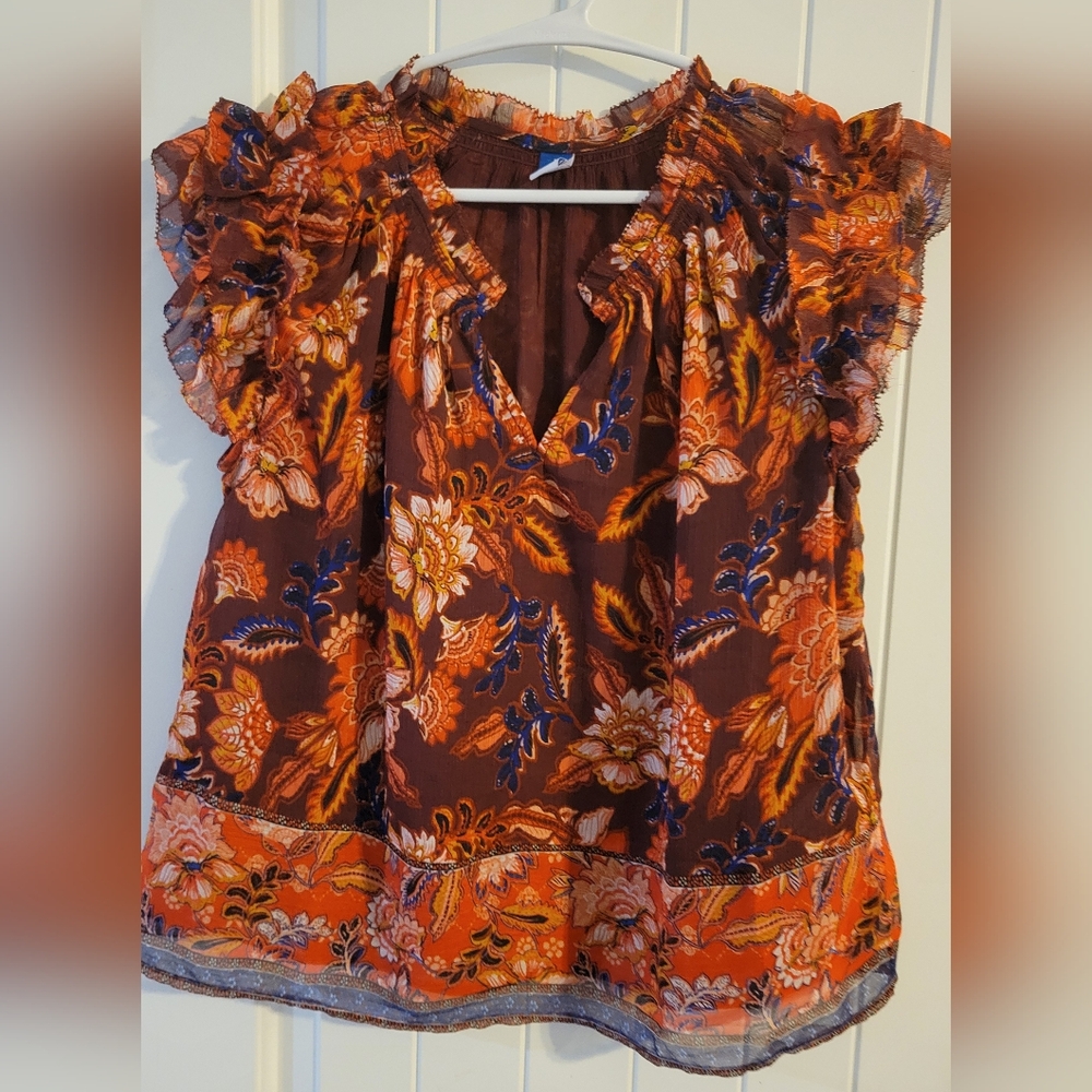 Old Navy Floral Ruffle Sleeve Top Medium ❤️